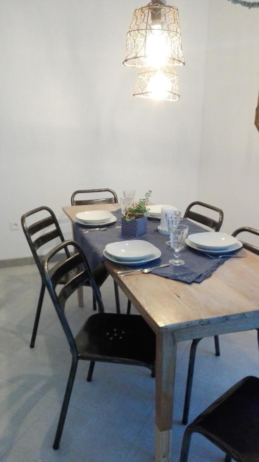 La Malposte Bed & Breakfast Reviers Exterior foto