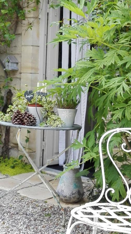 La Malposte Bed & Breakfast Reviers Exterior foto