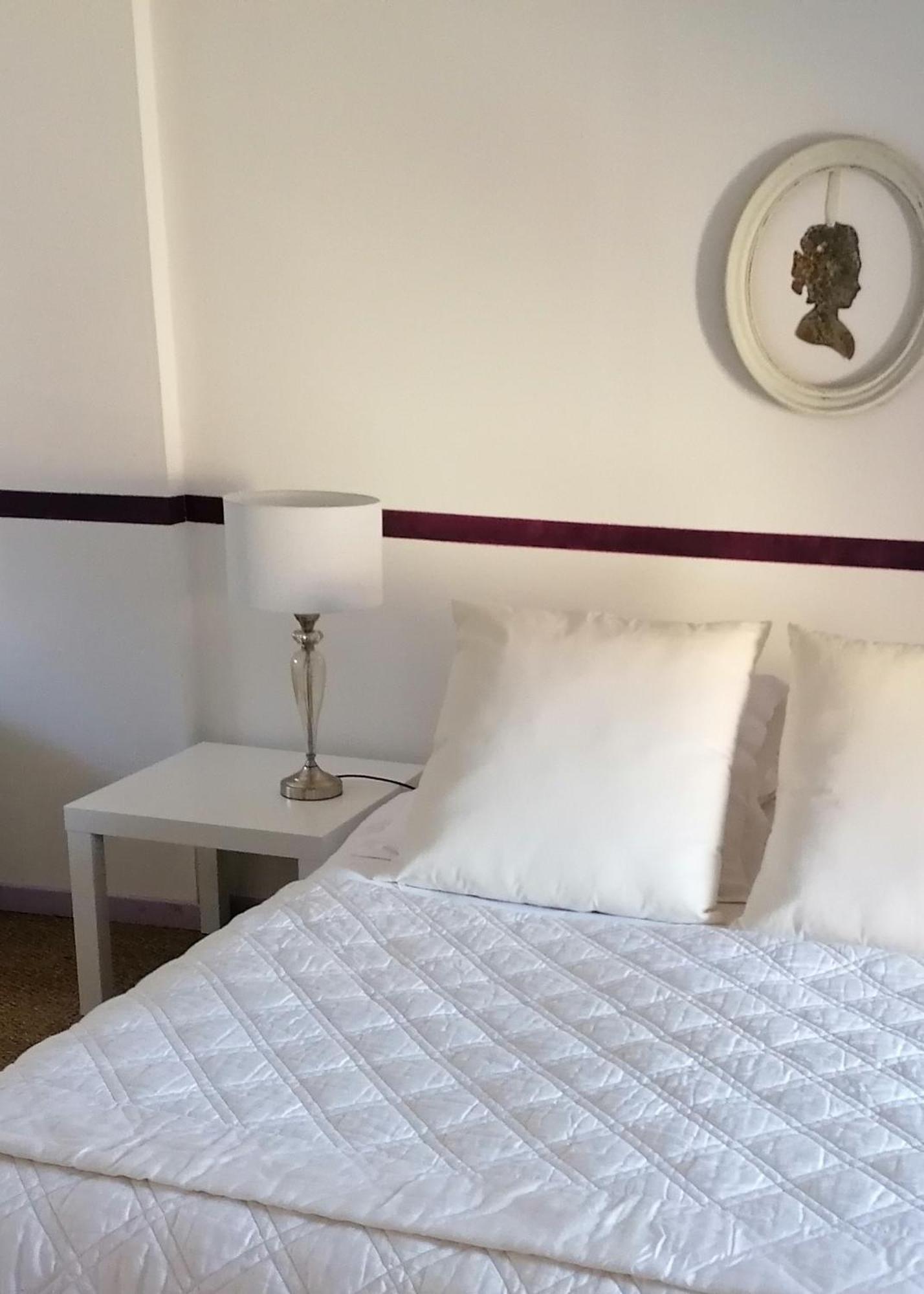 La Malposte Bed & Breakfast Reviers Exterior foto