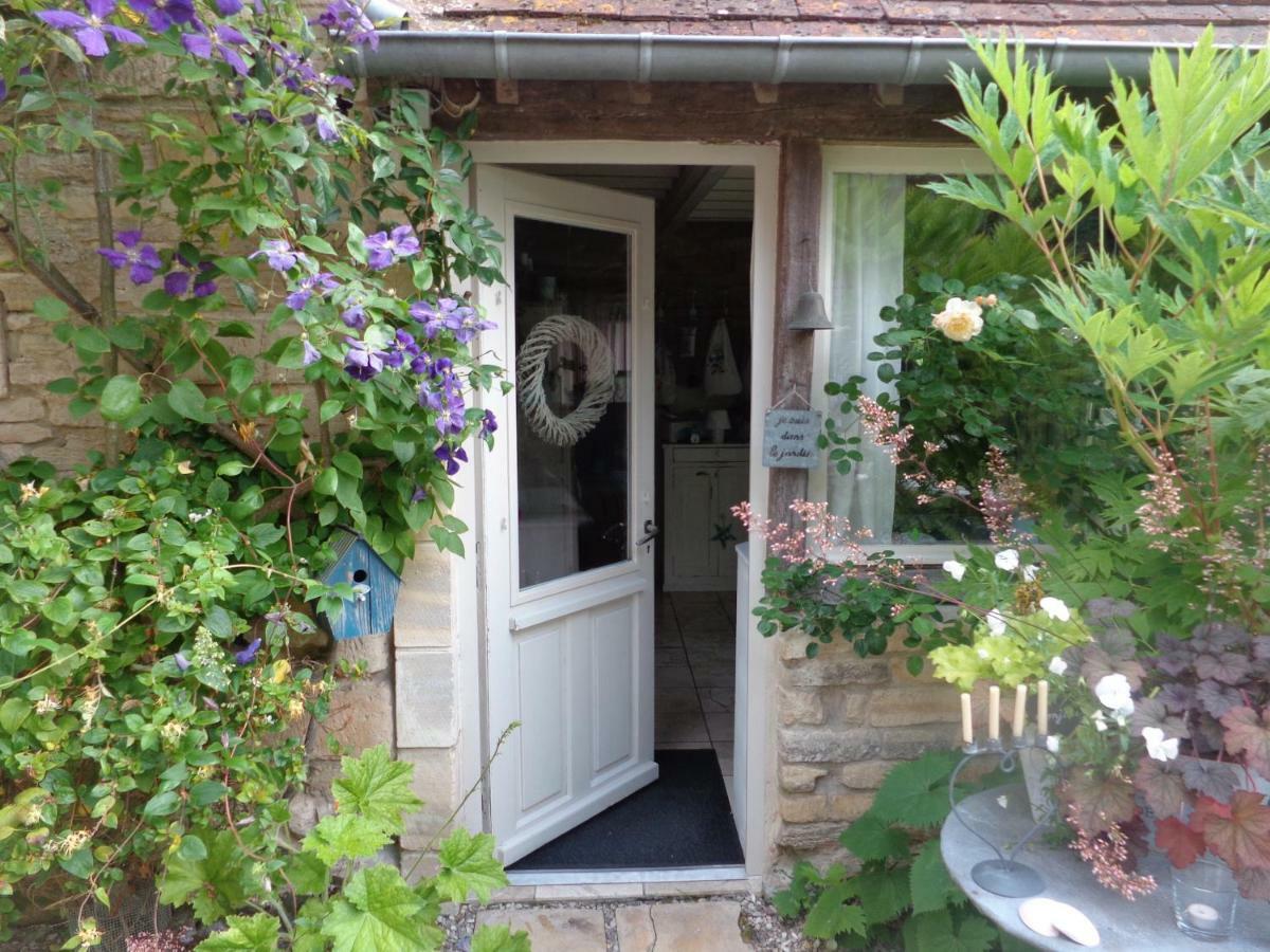 La Malposte Bed & Breakfast Reviers Exterior foto